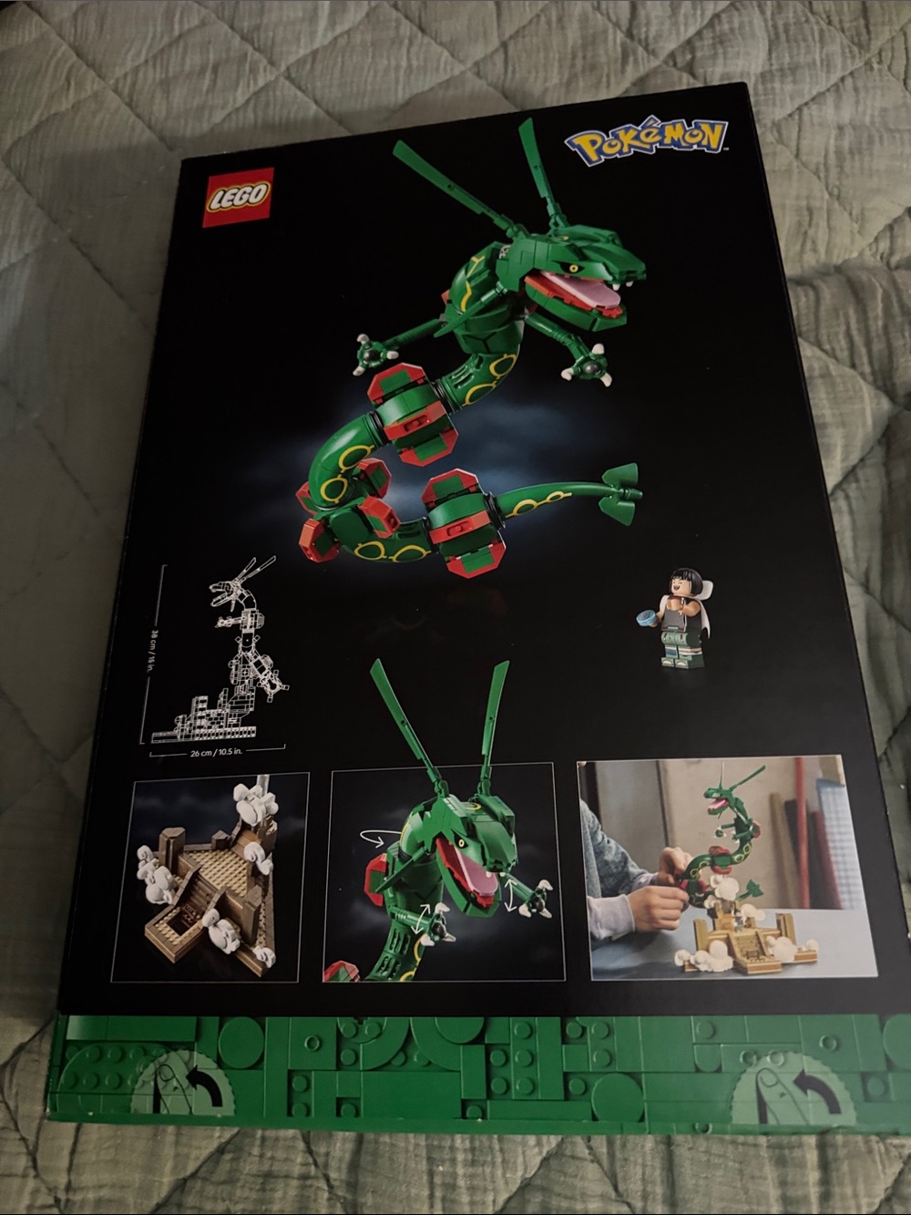 LEGO Pokémon Rayquaza Model in Green